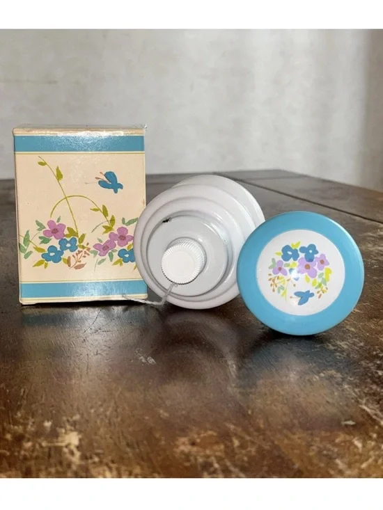 Avon ENGLISH PROVINCIAL Victorian Washstand,Cologne, Bath Oil, Powder Sachet VTG - Picture 12 of 16